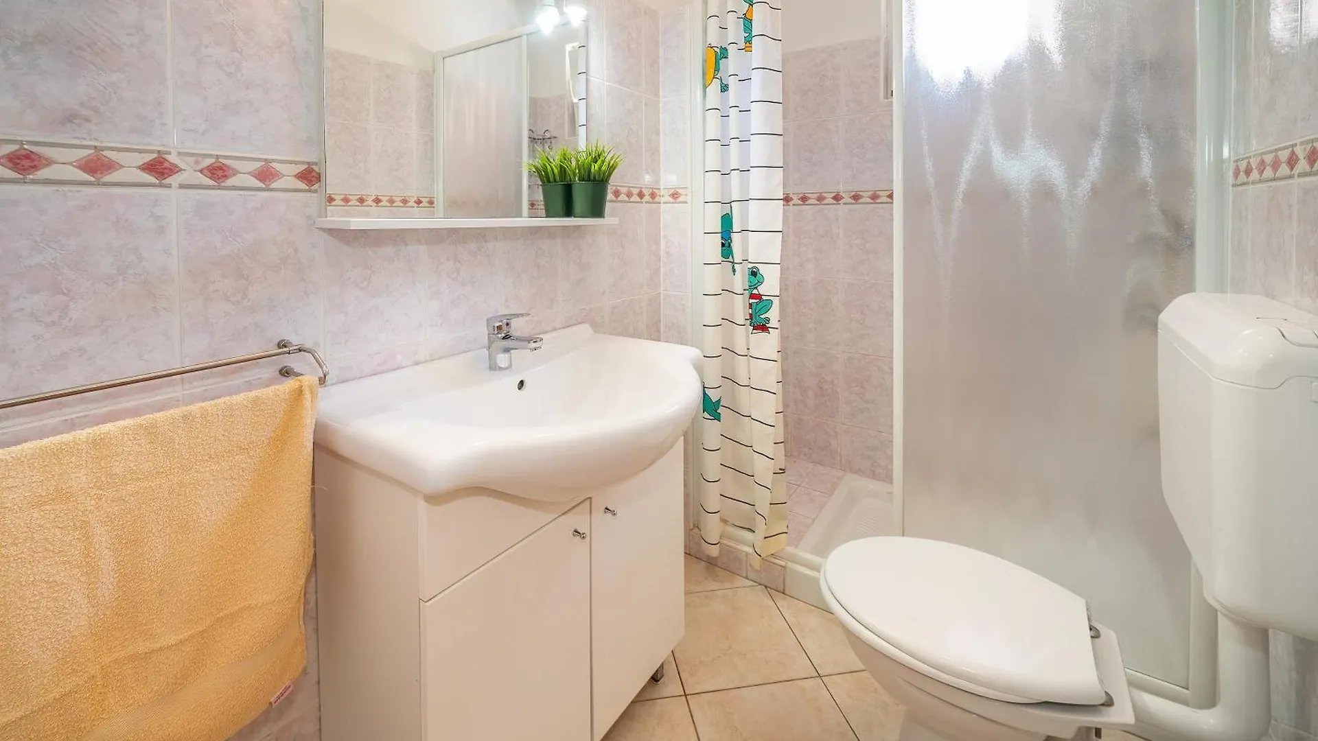 Apartments Lidija In A Quiet Area Baska
