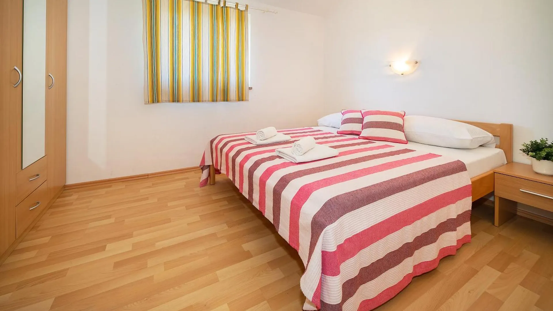 Apartments Lidija In A Quiet Area Baska