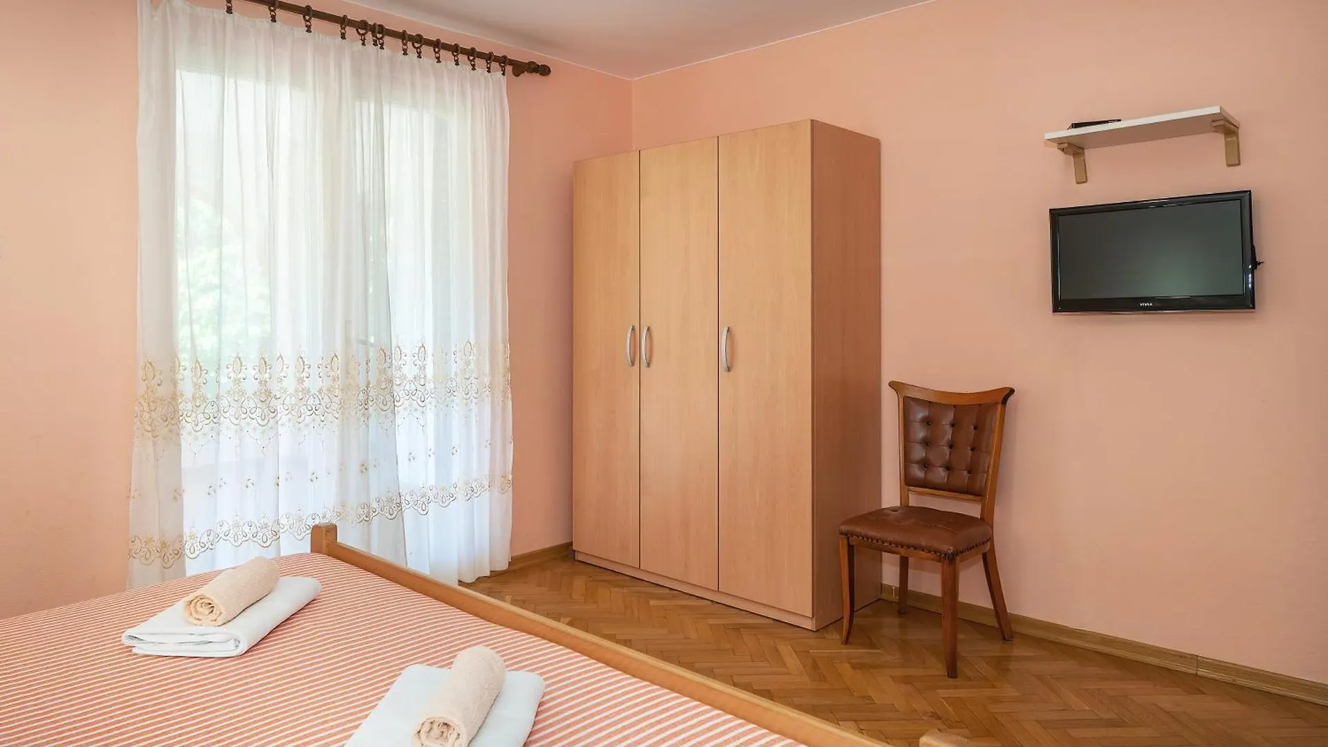 Apartments Lidija In A Quiet Area Baska  0*, Baska (Krk) Croatia