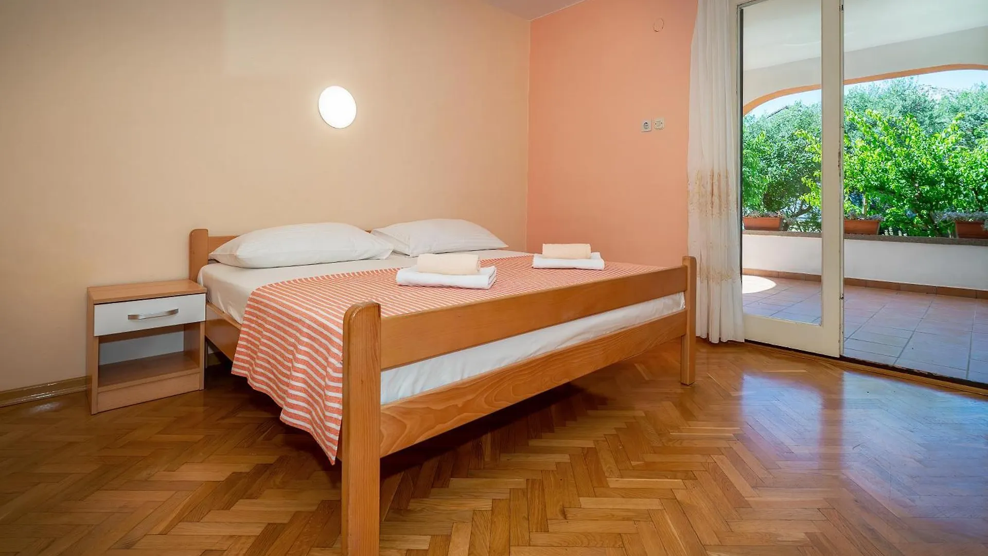 Apartments Lidija In A Quiet Area Baska  Baska (Krk)